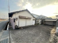 売却、リフォーム、仲介、賃貸業務｜センチュリー21西川住宅販売 工場スペース付の平屋住宅です♪